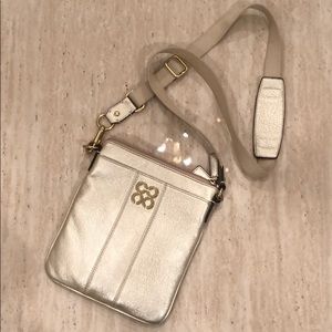 Women’s crossbody